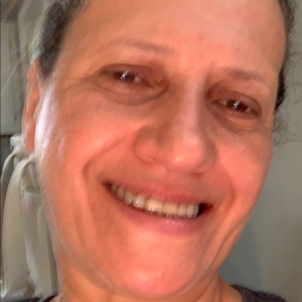 Meet your Posher, Miriam